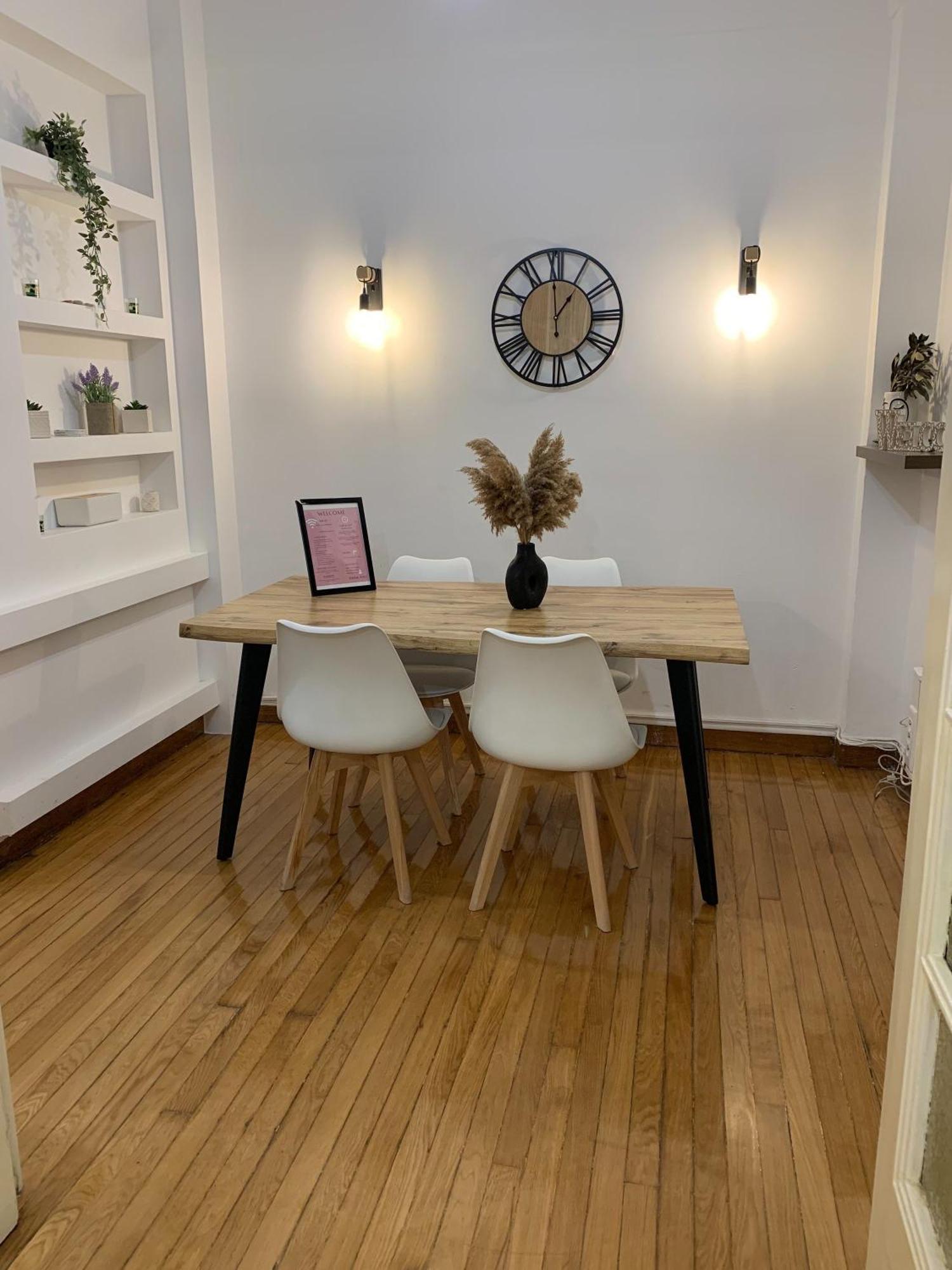 Aura Apartment At Kolonaki Athènes Extérieur photo